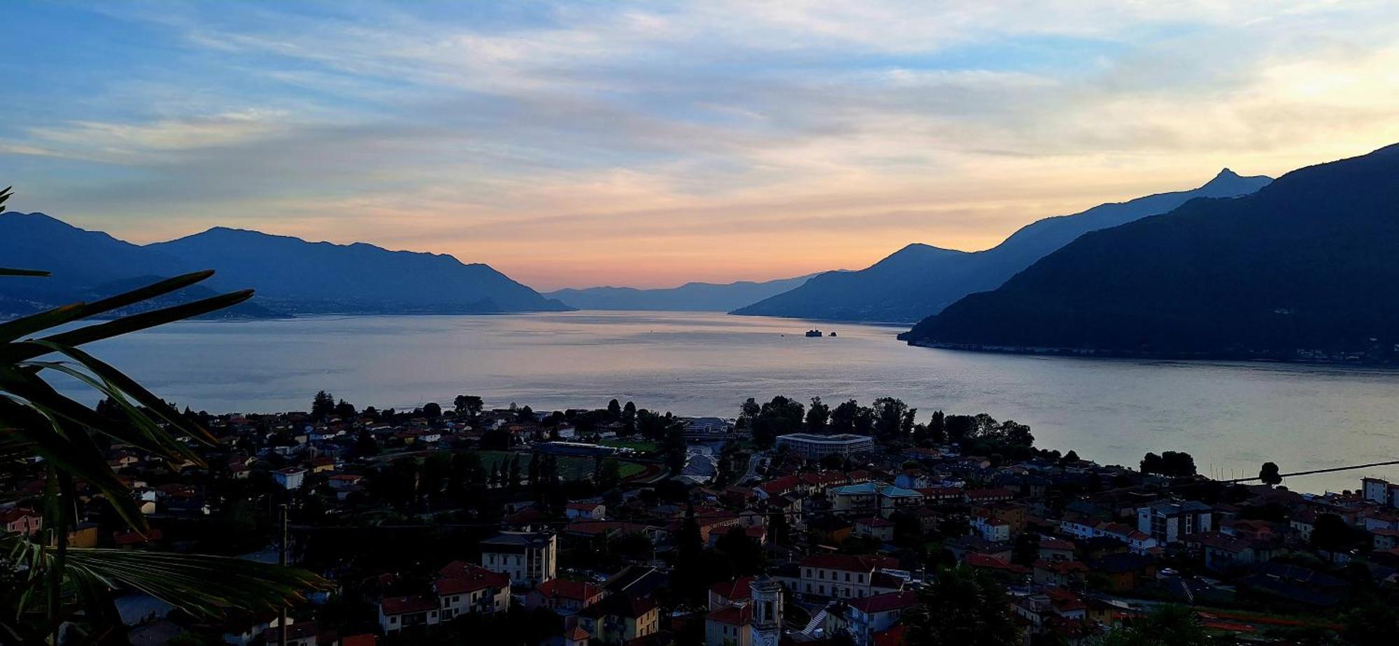 Sole & Lago-Lake Maccagno Exterior foto